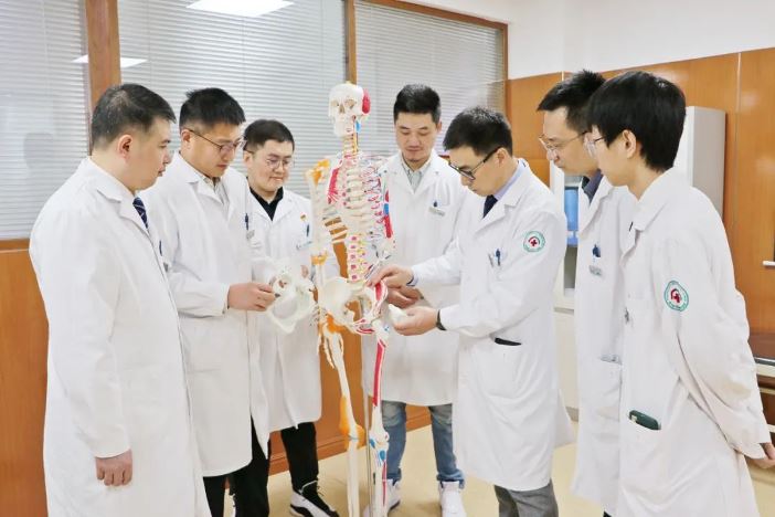 1649079873853756.jpg 06.jpg